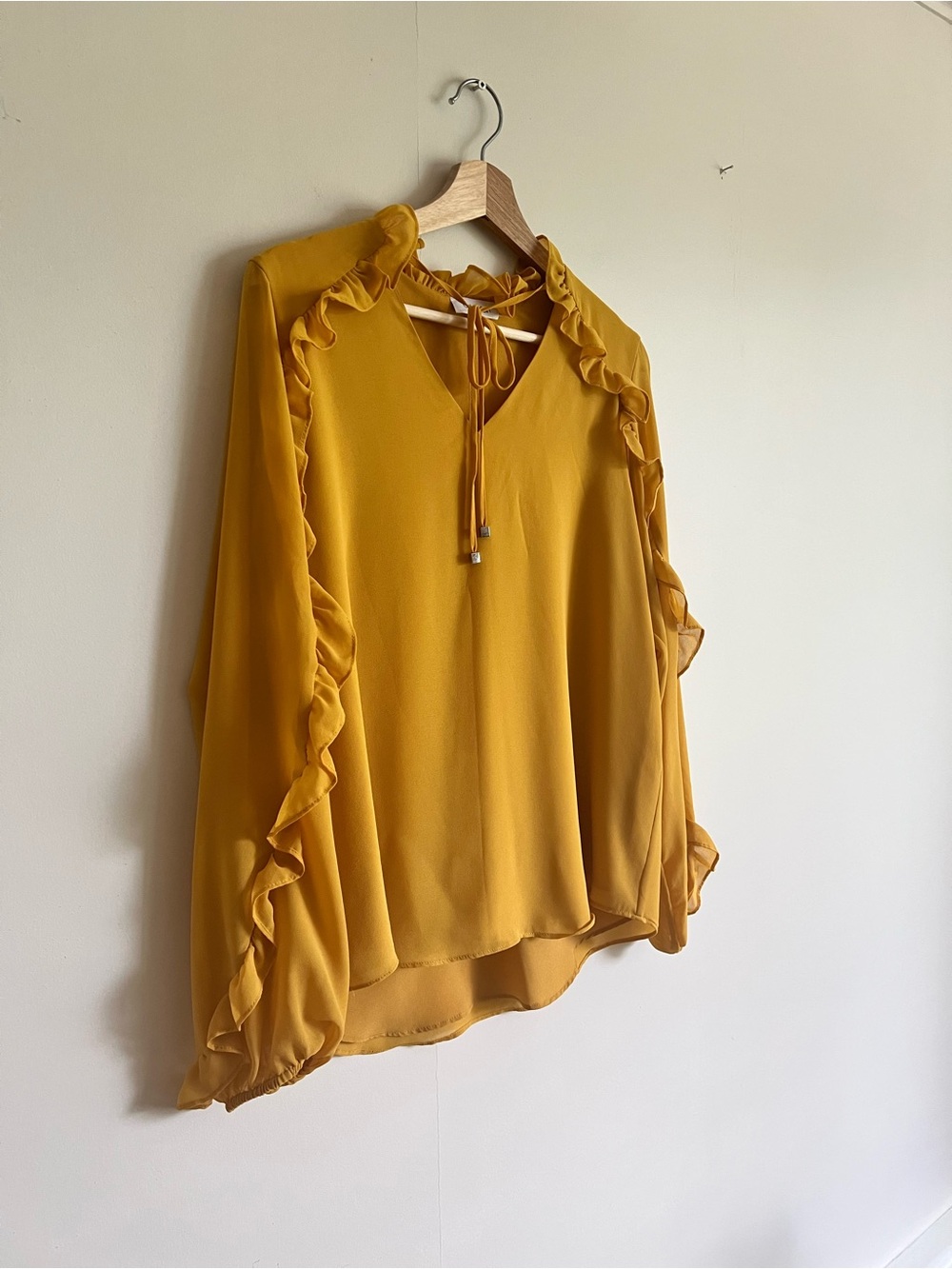 Calvin Klein Mustard Ruffle Blouse Women’s M - Picture 3 of 4